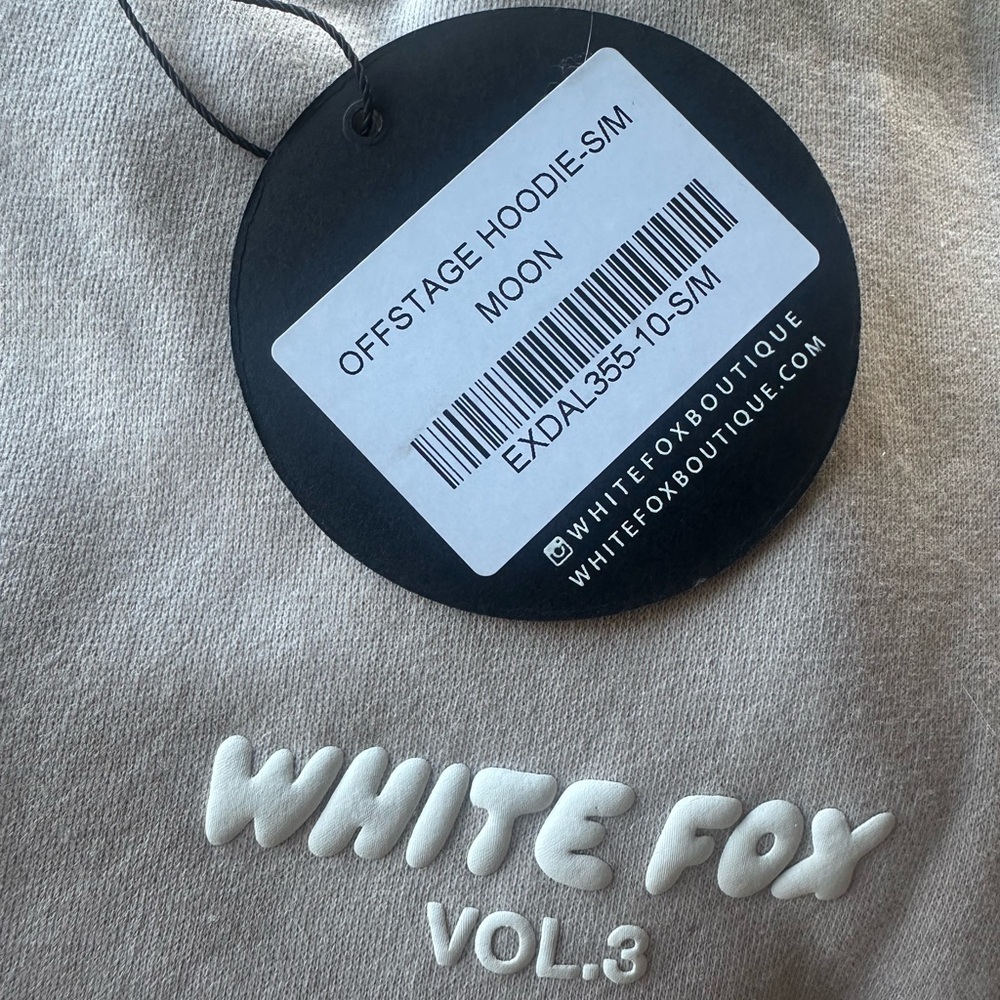 White Fox Offstage Hoodie S/M in Moon NWT